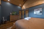 Highland Escape - Upper-Level Master Bedroom